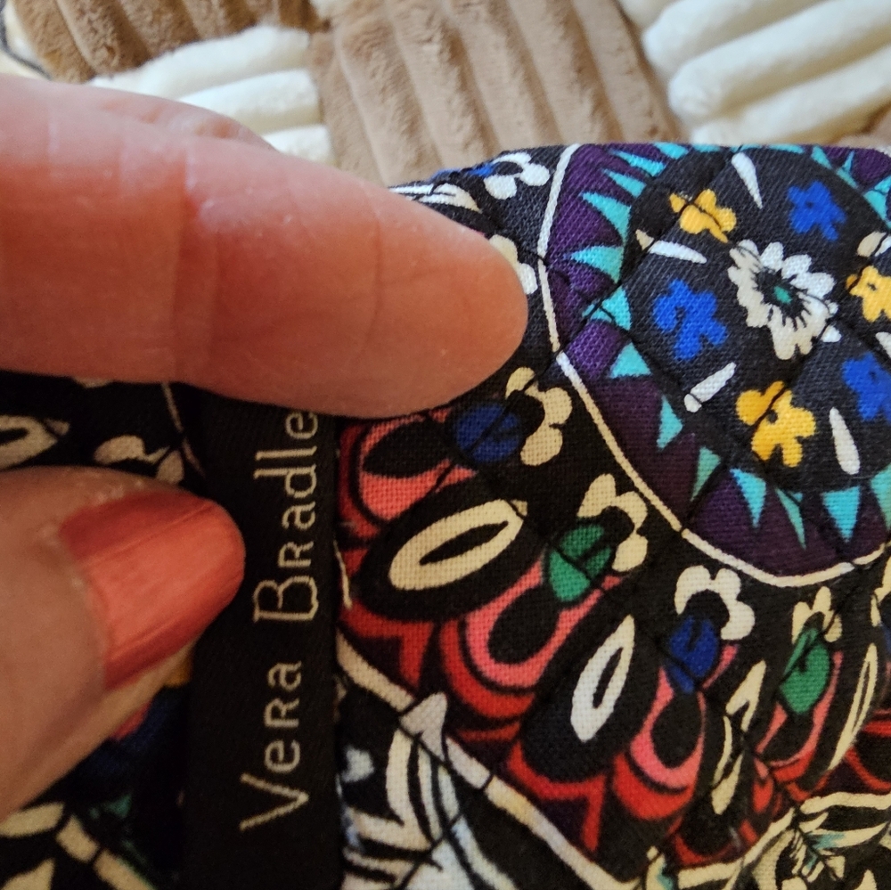 Vera Bradley Tote - Picture 10 of 11